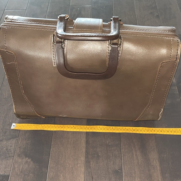Genuine Cowhide doctors brief case vintage - Picture 11 of 15